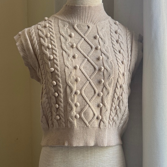 Sweaters - Women's Cable Knit Sweater- Cream